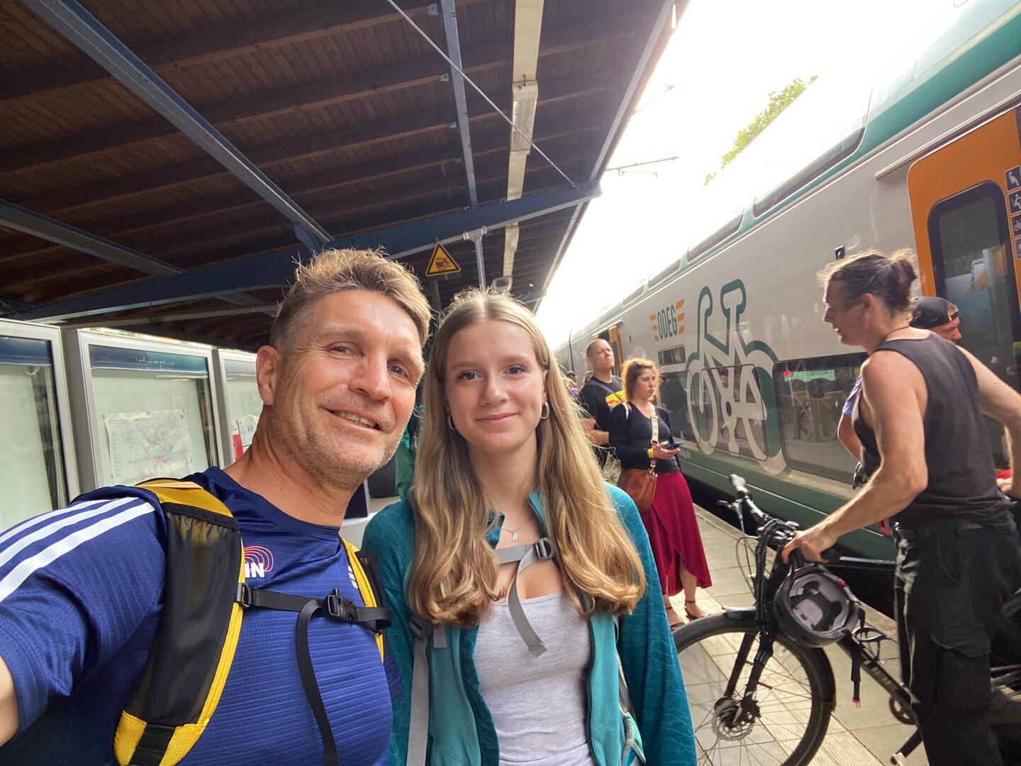 Start bei schönstem Wetter