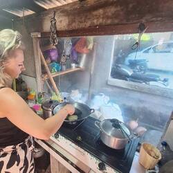 Heute haben wir mit einheimischen gekocht