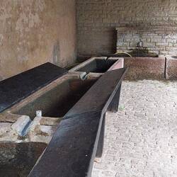 Historisches Waschhaus in Sehndorf