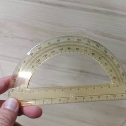 Sowas findet man beim Aufräumen. Begründung 🧑🏻‍✈️ : falls ich mal eine techn. Idee habe 🤐