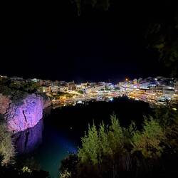 La fameuse vue c'est donc celle sur le lac Voulismeni au centre de la ville. Ça le fait!