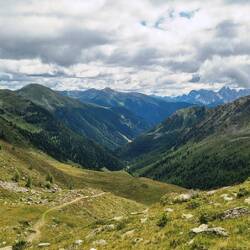 Blick zurück zu den Sextener Dolomiten.