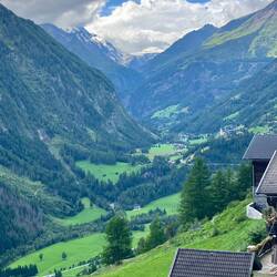 Dort zwischen Eis und Wolken versteckt er sich