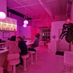 IF (Imaginary Factory) Cocktailbar