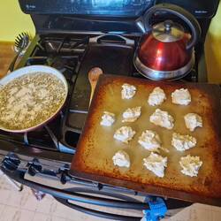 Sausage-Gravy and Biscutts: Mein Lieblingsfrühstück von damals.