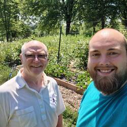 Mr. Bob Sweeny: mein Erdkunde-, Geschichts-, und Psychologie- Lehrer aus der High School.