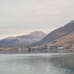 Russische Kohleabbausiedlung Pyramiden (Geisterstadt)