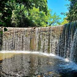 Schoenen uit en voeten spoelen. Zalig.