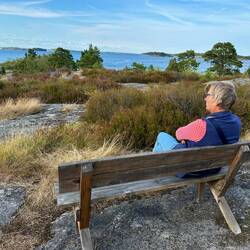 Und überall Bänke zum Schauen und Ausruhen.
