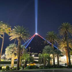 Luxor Pyramide (Hotel, Casino usw.