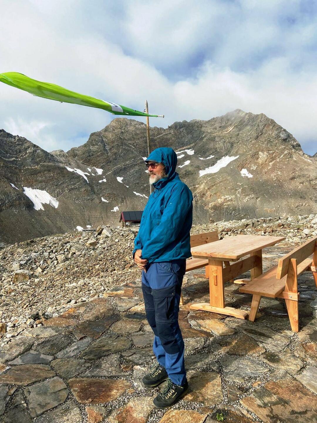 Gut eingepackt und mit Wind um die Ohren ...