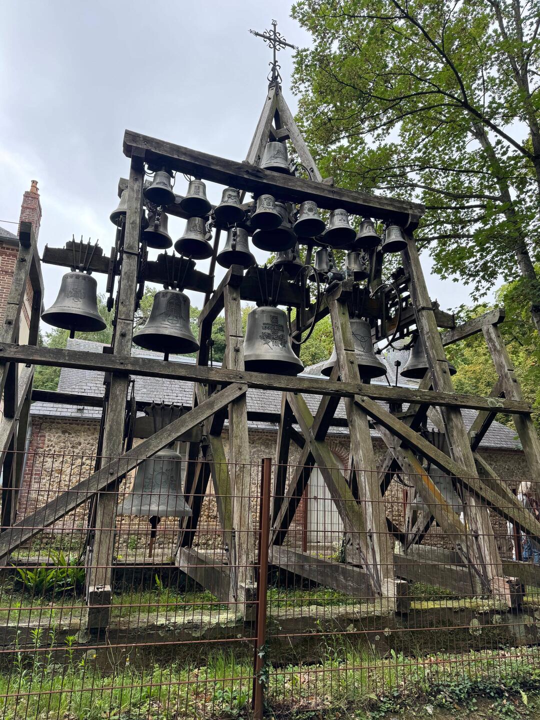 Glockenturm an der Kapelle Notre-Dame de Grace