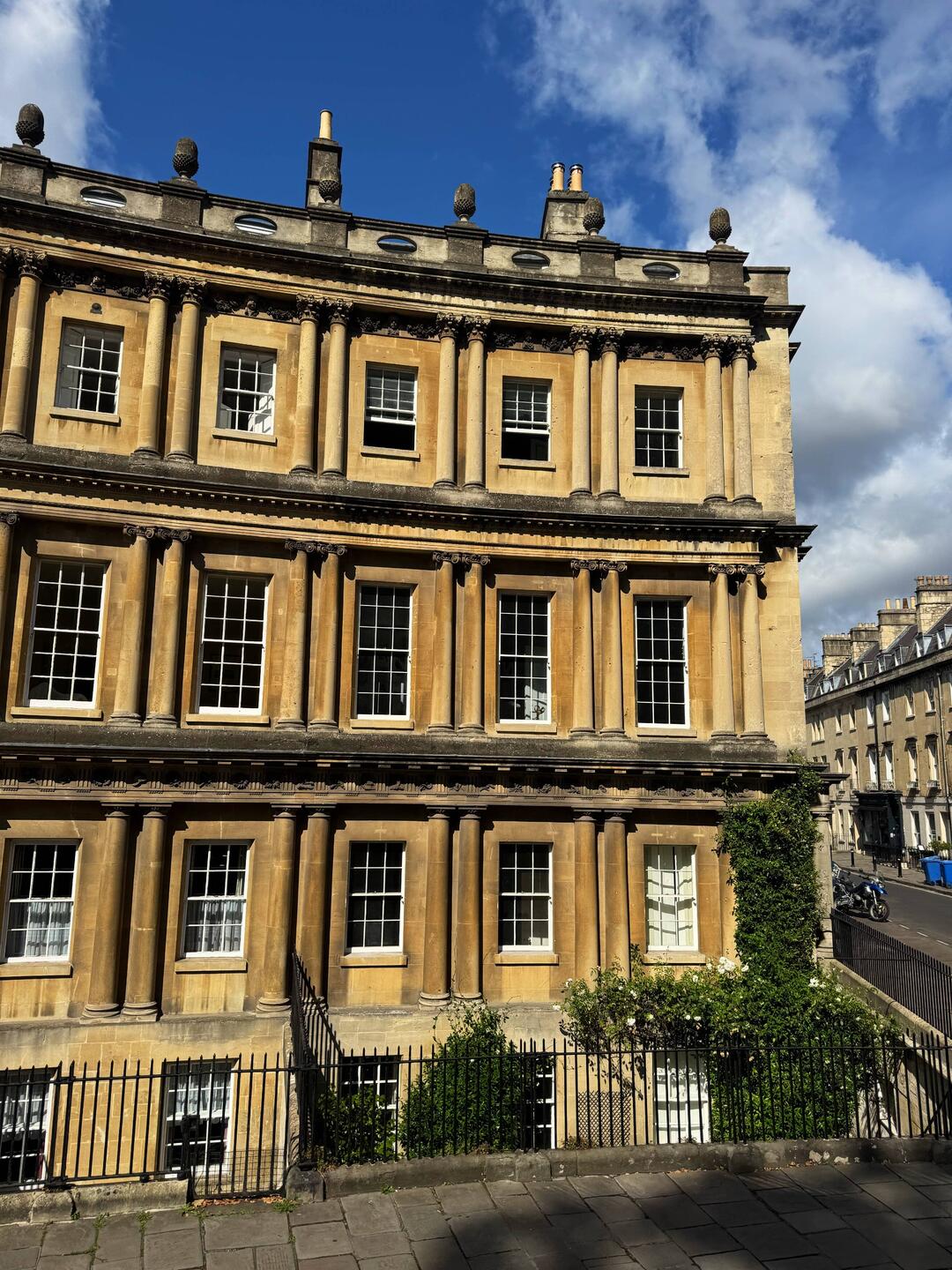 Circus, designed by John Wood the elder, but finished by John Wood the younger from 1754-1768