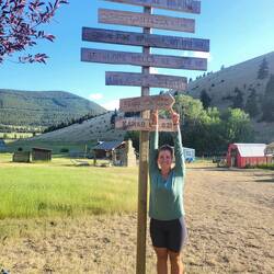 1.374 Meilen seit dem Start und nicht mehr so weit bis zum Ziel! (Isabell übt Stilleto-Laufen)