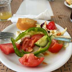 Je pensais prendre quelques petits trucs (vu les prix), on a fini gavés 😂