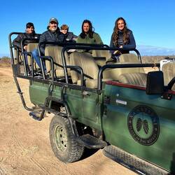 Safari jeep