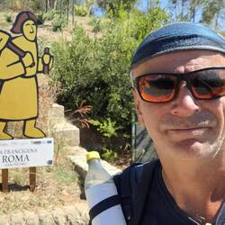 Ik neem afscheid van het geel pelgrimsmannetje.