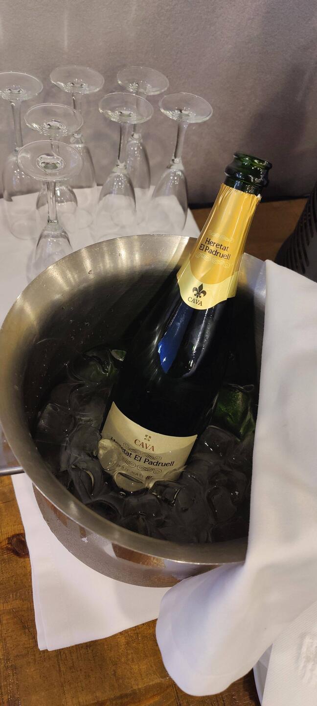 Sekt zum Frühstück