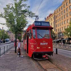 pub tram
