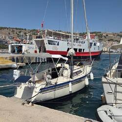 Eher ungmüetläch näb de grosse Fähre 😵