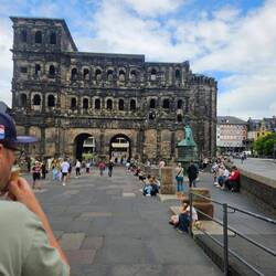 Porta Nigra. Mit Eis :)