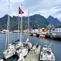 Henningsvær, Venedig wegen des Fjord-Kanals
