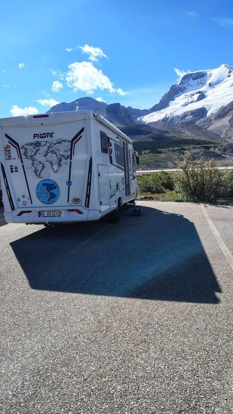 Nochmal ein letzter Blick auf den Icefield Gletscher am Morgen