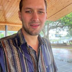 Es hat gerade so geschüttet was runterfallen kann.