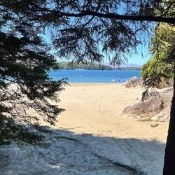 Tonquin Beach