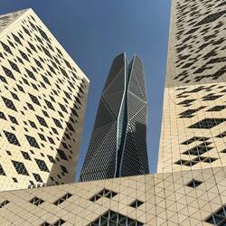 PIF Tower 385 m hoch