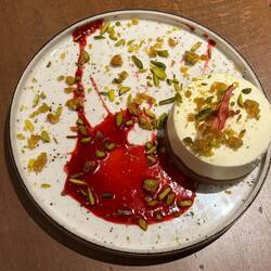 Domestic Cheesecake, Erdbeersosse