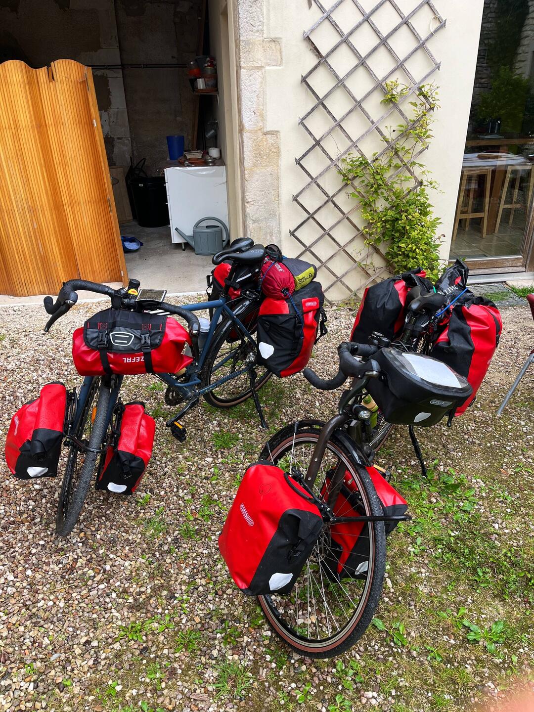 Chargés comme des mulets