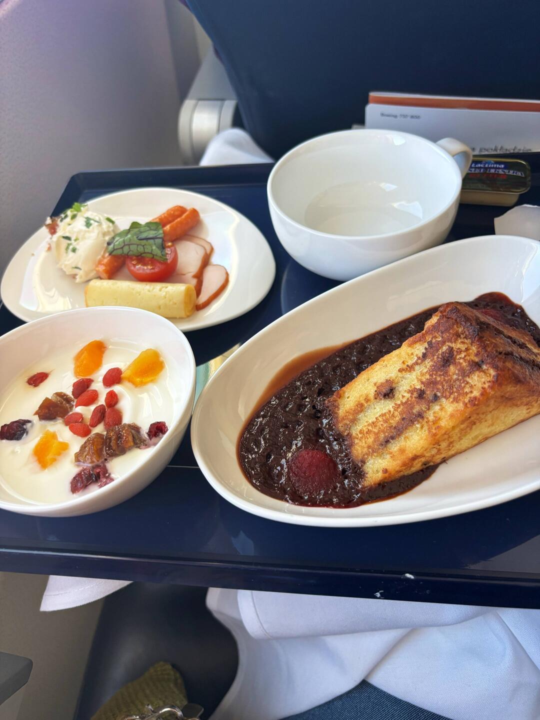 Chocolate bread for breakfast on Lot airlines