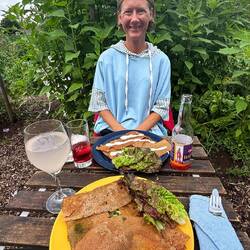 Gallette, bovete med olika fyllningar på nords trädgård