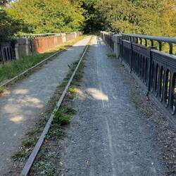 Voie verte le long des rails
