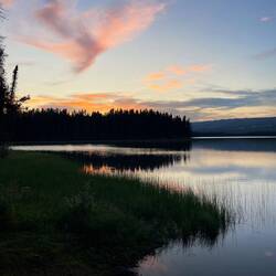 Der Pierre Lake schaut nicht nur bei Sonnenuntergang schön aus