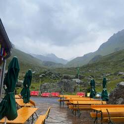 Typischer Start in den Wandertag mit Regen