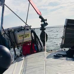 Der Hydrovane. Die Windfahne misst die Winkelabweichungen und steuert ein eigenes Ruder