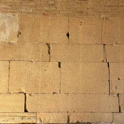 Écrits boustrophédons. On n'a pas tout déchiffré mais on aime le principe.