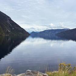 Lustrafjorden