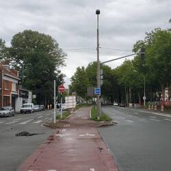Première piste cyclable du voyage !