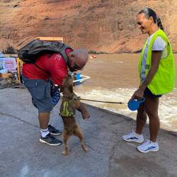 Allerdings freut er sich auch auf die bekannten 2-wöchentlichen Besucher.