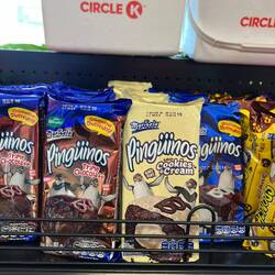 Pinguinos! US$1.50