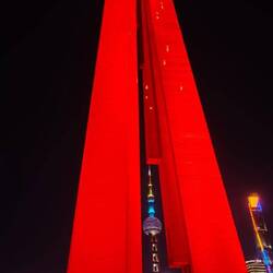 Tour des héros du peuple. En creu la perle de l'orient.