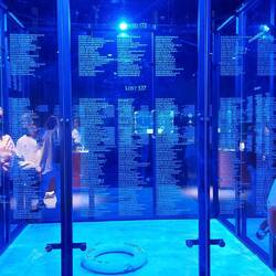 Gedenkraum am Ende mit allen Namen