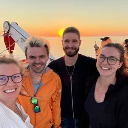 Sonnenuntergang auf der Fähre