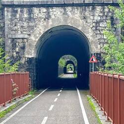 Alte Bahntrasse wird Rad Highway