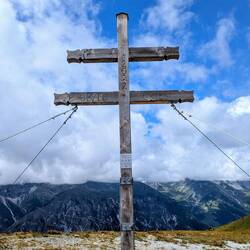 Gipfelkreuz Eggerjoch 2133 m
