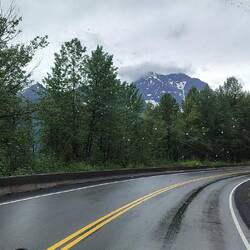 Nun auf dem Stewart Cassier Highway