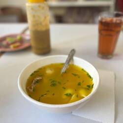 Eine tolle Nudelsuppe